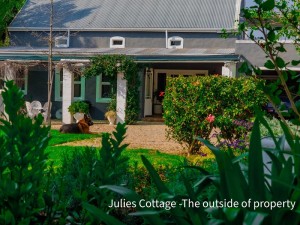  Vacation Hub International | Julie’s Cottage Main