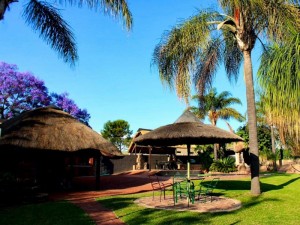  Vacation Hub International | Sunset Guesthouse and Venue Main