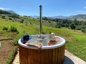  Vacation Hub International | Sani Lodge & Cottages Main