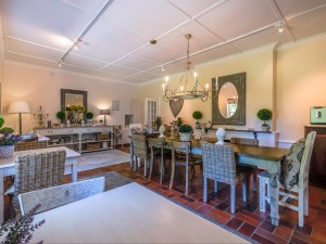  Vacation Hub International | Oude Berg Guesthouse - 10 Caledon Street Main