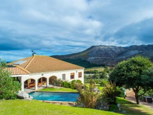 Vacation Hub International - VHI - Travel Club - Barton Luxury Villas