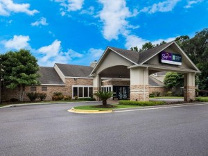  Vacation Hub International | Sleep Inn Savannah Midtown Main