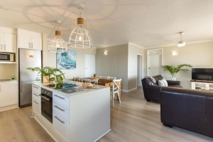 Vacation Hub International - VHI - Travel Club - Beachfront Apartment Shakas Rock - Martinique, Pool, Ocean
