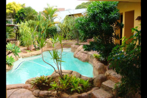  Vacation Hub International | Flintstones Guest House Durban Room