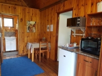  Vacation Hub International | Mountain Breeze Log Cabins Room