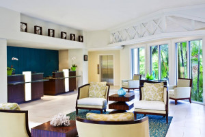  Vacation Hub International | Sheraton Suites Key West Room