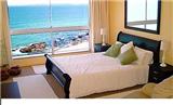  Vacation Hub International | 7 Views Self Catering Beachfront Apartment Room
