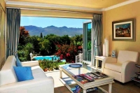  Vacation Hub International | Alba Guest House Room
