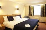  Vacation Hub International | The Legacy Cardiff International Hotel Room