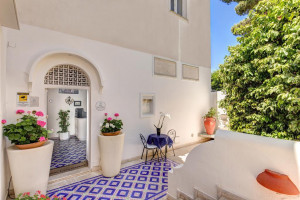  Vacation Hub International | Hotel Casa Caprile Room