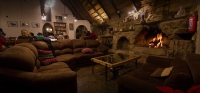  Vacation Hub International | EarthRise Mountain Lodge Room