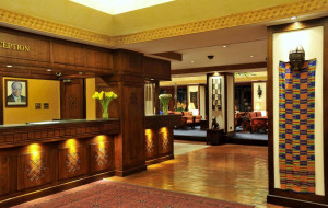  Vacation Hub International | Nairobi Serena Hotel Room
