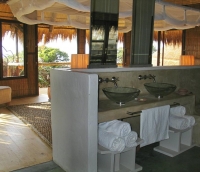  Vacation Hub International | Thonga Beach Lodge Room