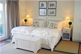  Vacation Hub International | Roosboom Luxury Guest Apartments Room