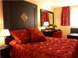  Vacation Hub International | Nice Riveira Hotel Room