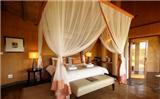  Vacation Hub International | Rhulani Safari Lodge Room