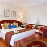  Vacation Hub International | Seashell Inn Hotel Room