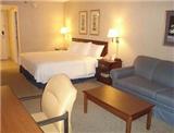  Vacation Hub International | Days Hotel Buffalo Airport - Days Inn Room