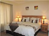  Vacation Hub International | Rosecliff Luxury Accommodation Room