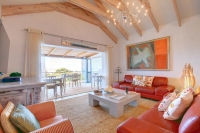 Vacation Hub International | Linkside 2 Guest House Room