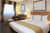  Vacation Hub International | Holiday Inn Kings Cross Room