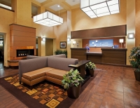  Vacation Hub International | Holiday Inn Express Hotel & Suites Belmont Hotel Room