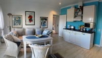 Vacation Hub International | Von Abercron Residence Room