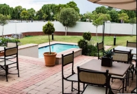  Vacation Hub International | Road Lodge Potchefstroom Room
