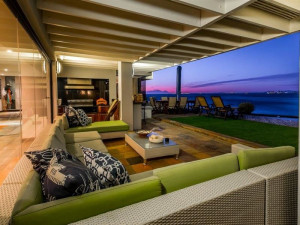  Vacation Hub International | 185 On Beach Boutique Suites And Apartments Room