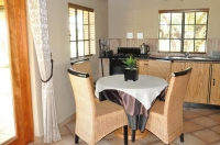  Vacation Hub International | Ukutula Lion Lodge Room