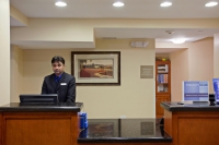  Vacation Hub International | Candlewood Suites Los Angeles Room
