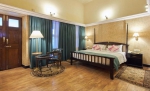  Vacation Hub International | Royal Orchird Metropole Room