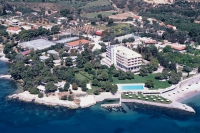  Vacation Hub International | Kalamaki Beach Hotel Room