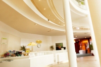  Vacation Hub International | Arena City Hotel Room