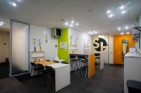  Vacation Hub International | Station Hotel Z12 Room