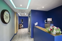 Vacation Hub International | Trianon Gare de Lyon Hotel Room