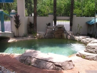  Vacation Hub International | Royal Palm Villas Room