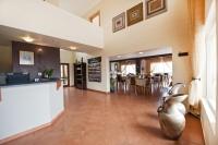  Vacation Hub International | Long Beach Lodge Room
