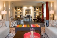  Vacation Hub International | Amigo Hotel Room