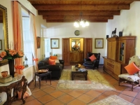 Vacation Hub International | Le Manoir de Brendel Room