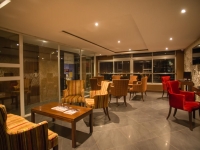 Vacation Hub International | Cloud Hotel & Suites Room