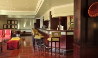  Vacation Hub International | Cresta President Hotel Room
