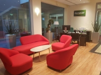  Vacation Hub International | Ramada Encore Geneva Room