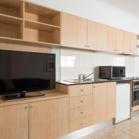  Vacation Hub International | Mantra on Kent Room