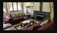  Vacation Hub International | Twin Thorns Guesthouse Room