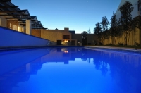  Vacation Hub International | The Gables Room