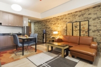  Vacation Hub International | La Mirada Hotel Room