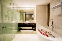  Vacation Hub International | Holiday Beach Danang Hotel & Resort Room