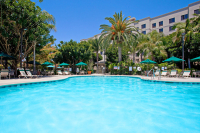  Vacation Hub International | Staybridge Suites Anaheim-Resort Area Room