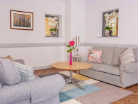  Vacation Hub International | South Court Hotel Room